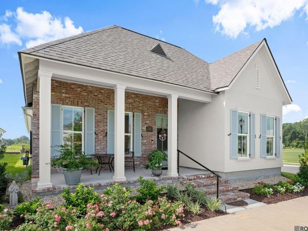 1304 Market Square Rd, Zachary, LA 70791