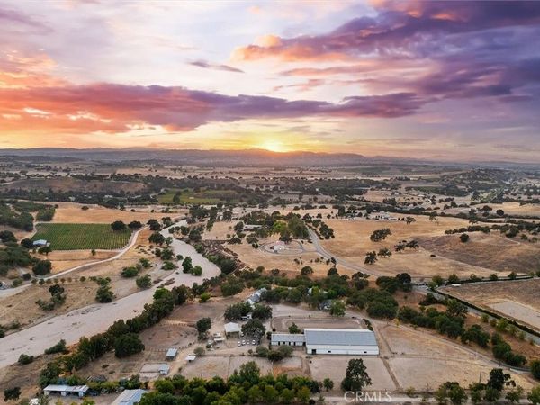 5625 Linne Road, Paso Robles, CA 93446
