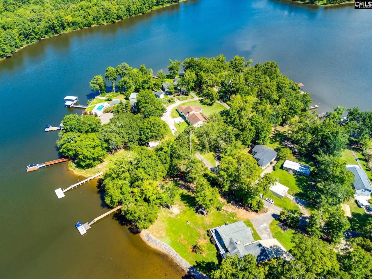 64 Rion Circle  Photo 24