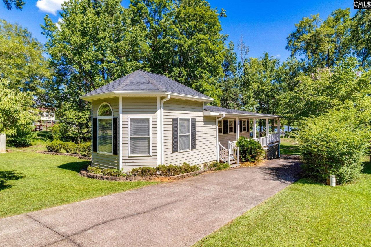 64 Rion Circle  Photo 29