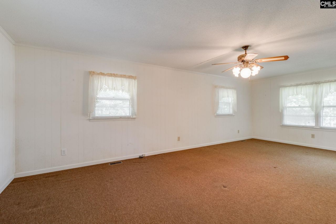 64 Rion Circle  Photo 43