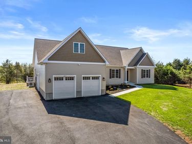 2012 DOZER LN, CATLETT, VA 20119