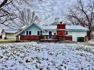 209 E Walnut Street, Cleveland, MO 64734
