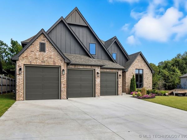 7119 S Tamarack Avenue, Broken Arrow, OK 74011