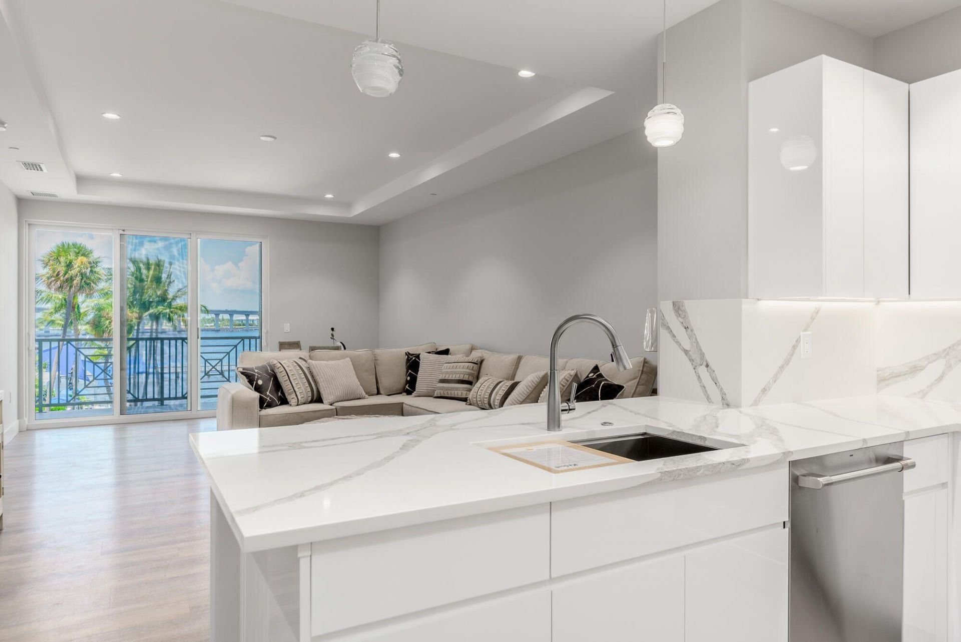 41 SW Seminole Street, Unit 305, Stuart, FL 34994 Photo