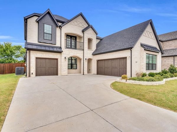 624 Singing Water Drive, Rockwall, TX 75087