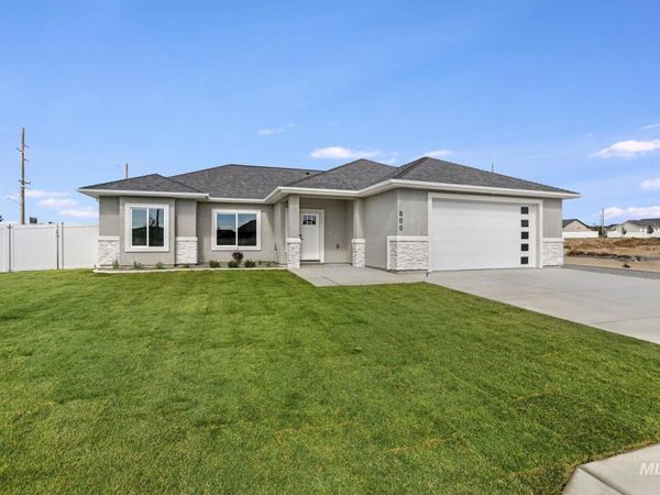 800 Bird Farm Drive, Jerome, ID 83338