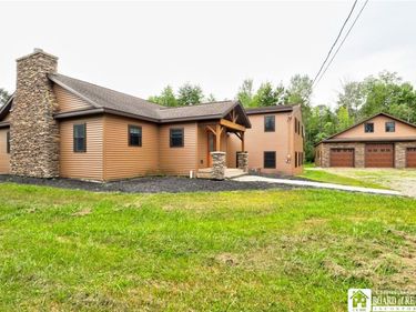 5105 W Lake Road, Mayville, NY 14757