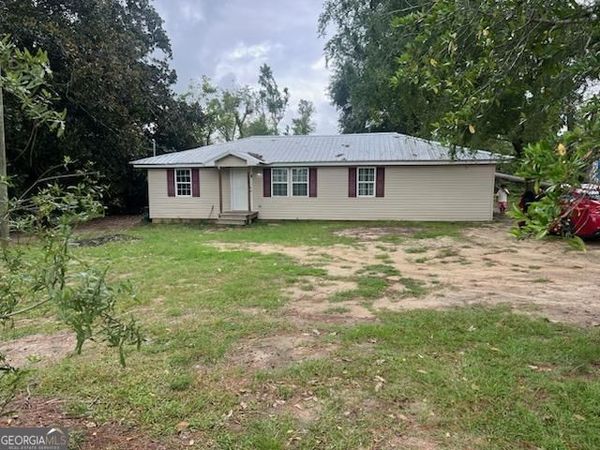 400 W Bluff Street, Mount Vernon, GA 30445
