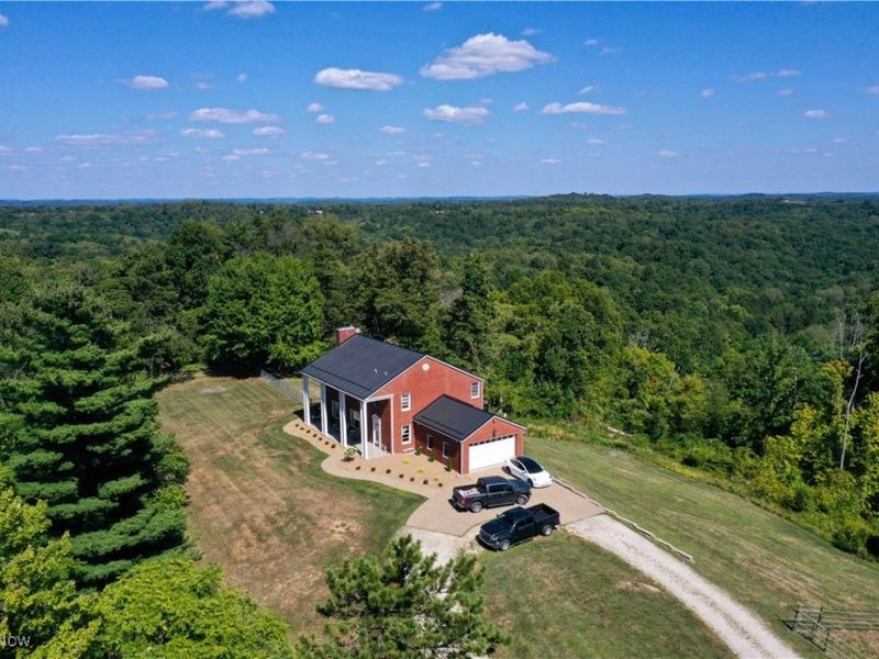 10084 Cadiz Road, Cambridge, OH 43725 Photo 4