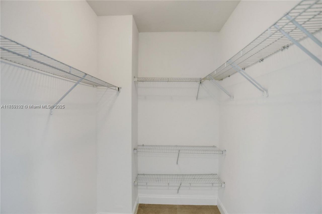 15051 Royal Oaks Ln, Unit 2603, North Miami, FL 33181 Photo