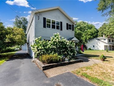 6731 Webster Road, Orchard Park, NY 14127