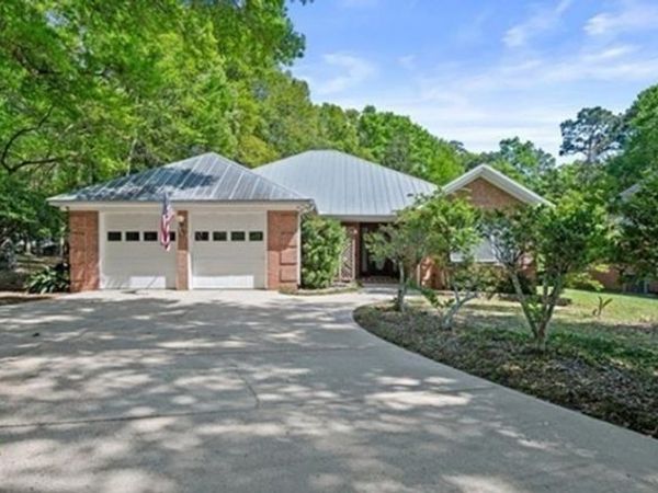 608 Bon Secour Street, Fairhope, AL 36532
