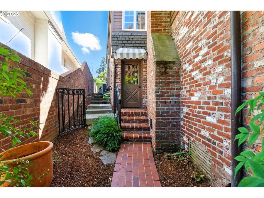 Property Image 39