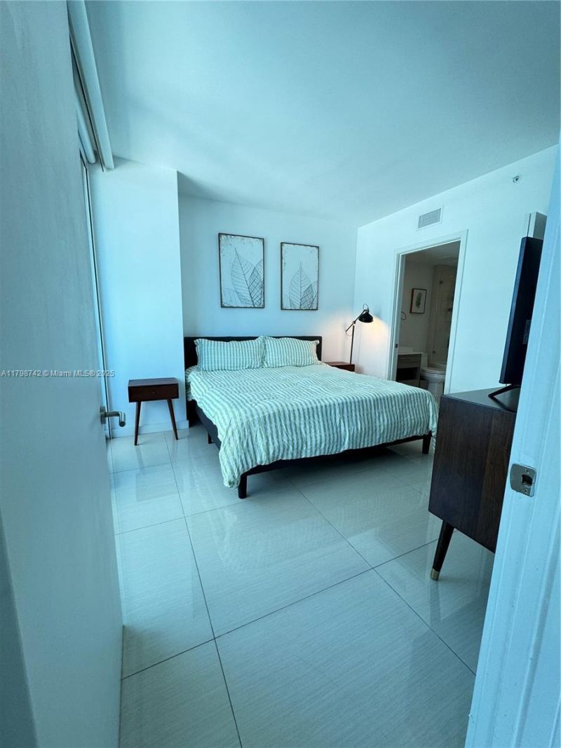 1300 S Miami Ave, Unit 1608, Miami, FL 33130 Photo