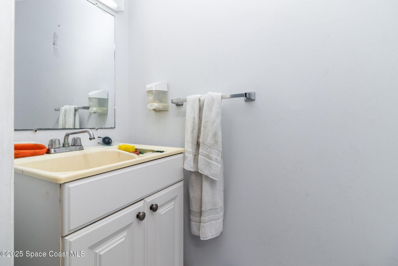 207 Brightwater Drive Se, Palm Bay, FL 32909 Photo