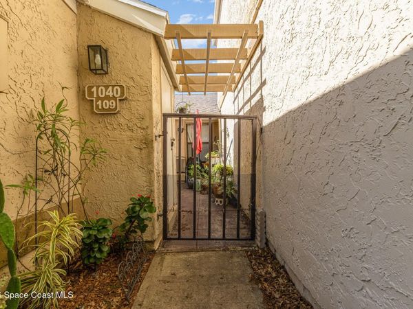 1040 Abada Court NE, Unit 109, Palm Bay, FL 32905