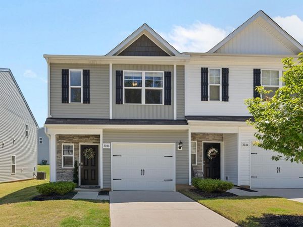 8048 Alderton Lane, Charlotte, NC 28215