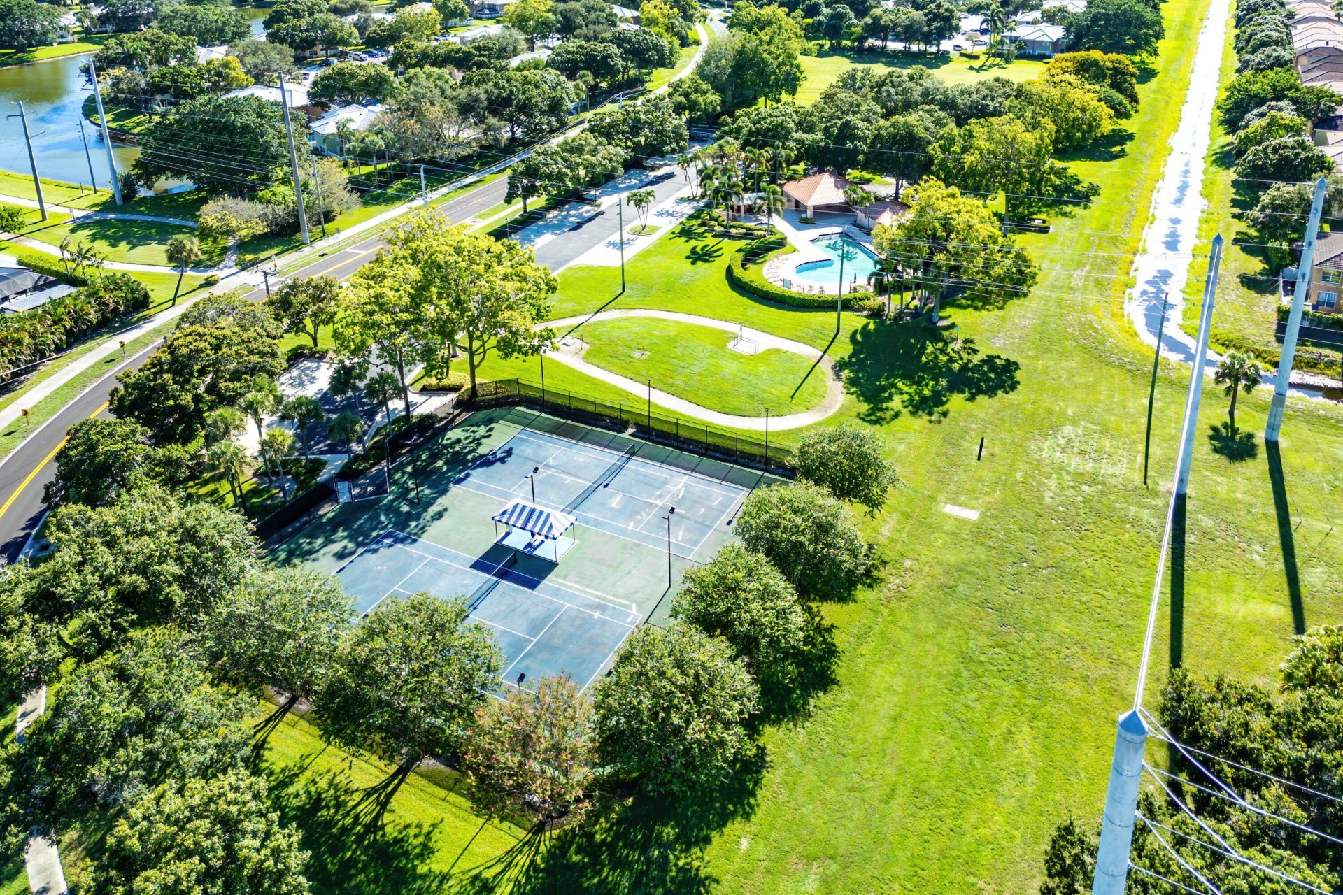 1951 Brandywine Road, Unit 207, West Palm Beach, FL 33409 Photo