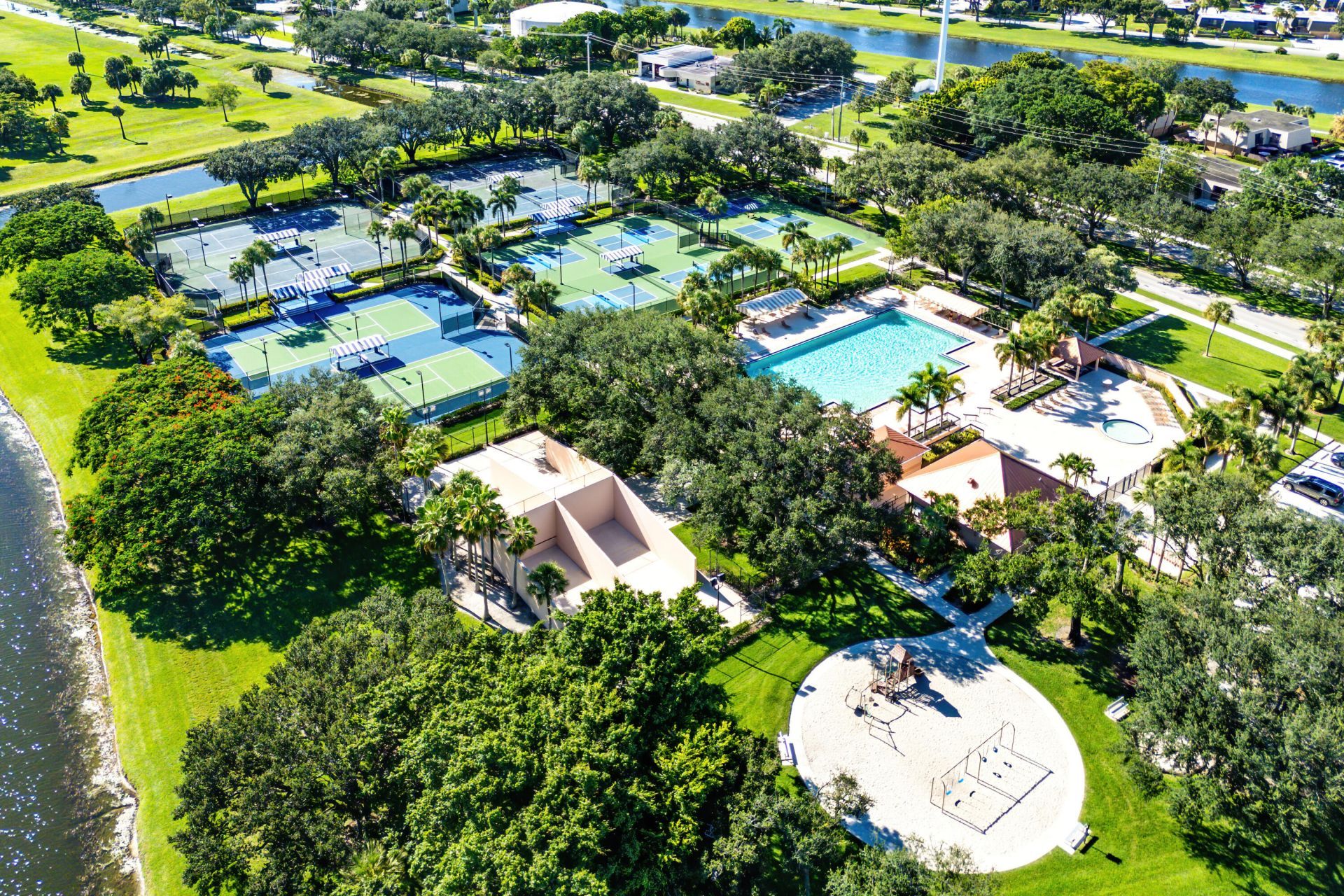 1951 Brandywine Road E, Unit 77-105, West Palm Beach, FL 33409 Photo