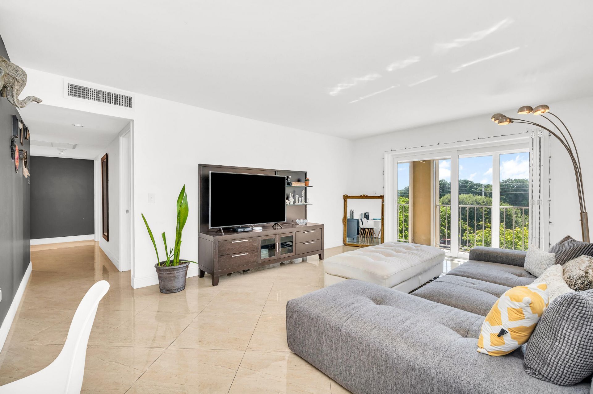 1111 S Ocean Boulevard, Unit 420, Boca Raton, FL 33432 Photo