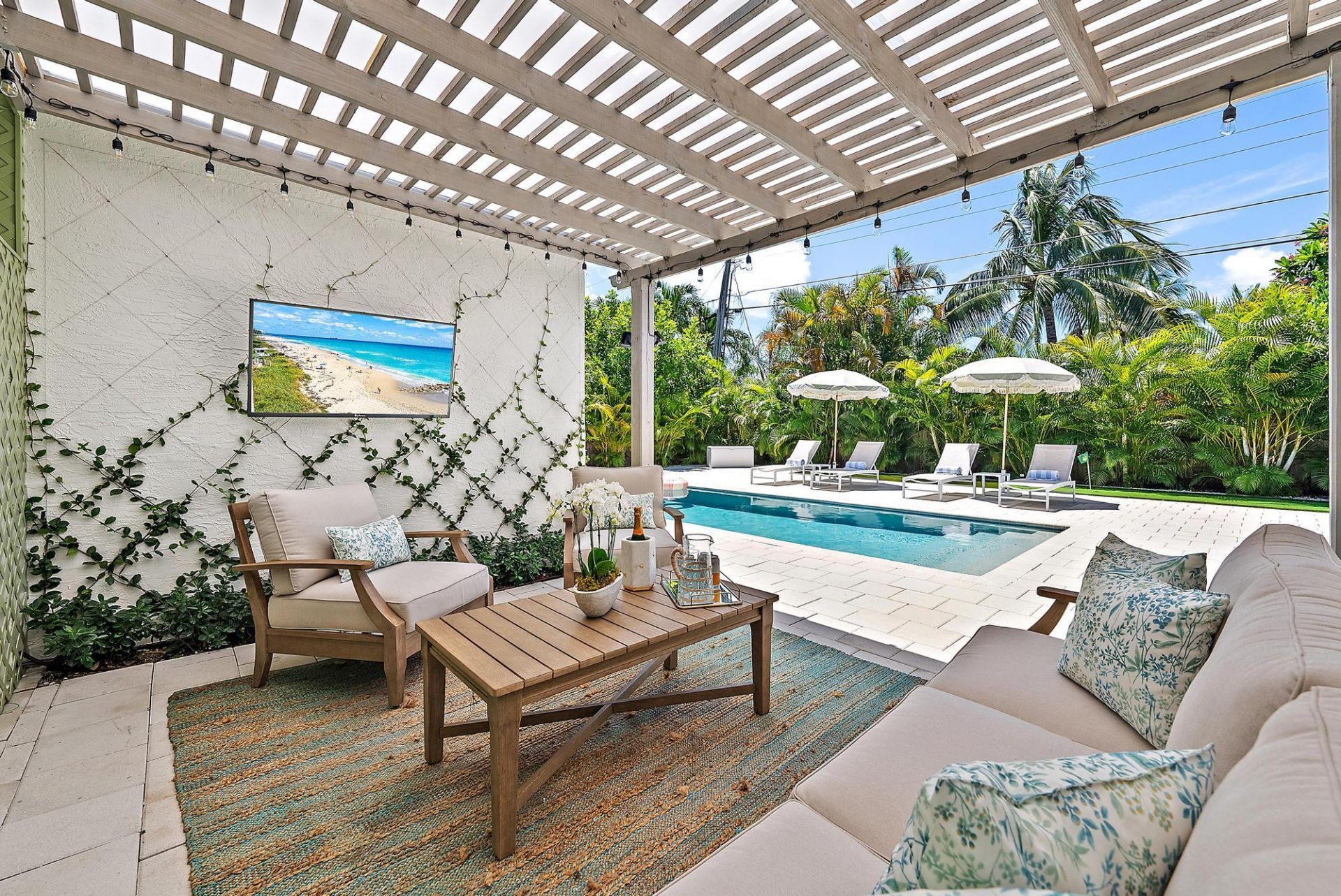 330 Macy Street, West Palm Beach, FL 33405 Photo