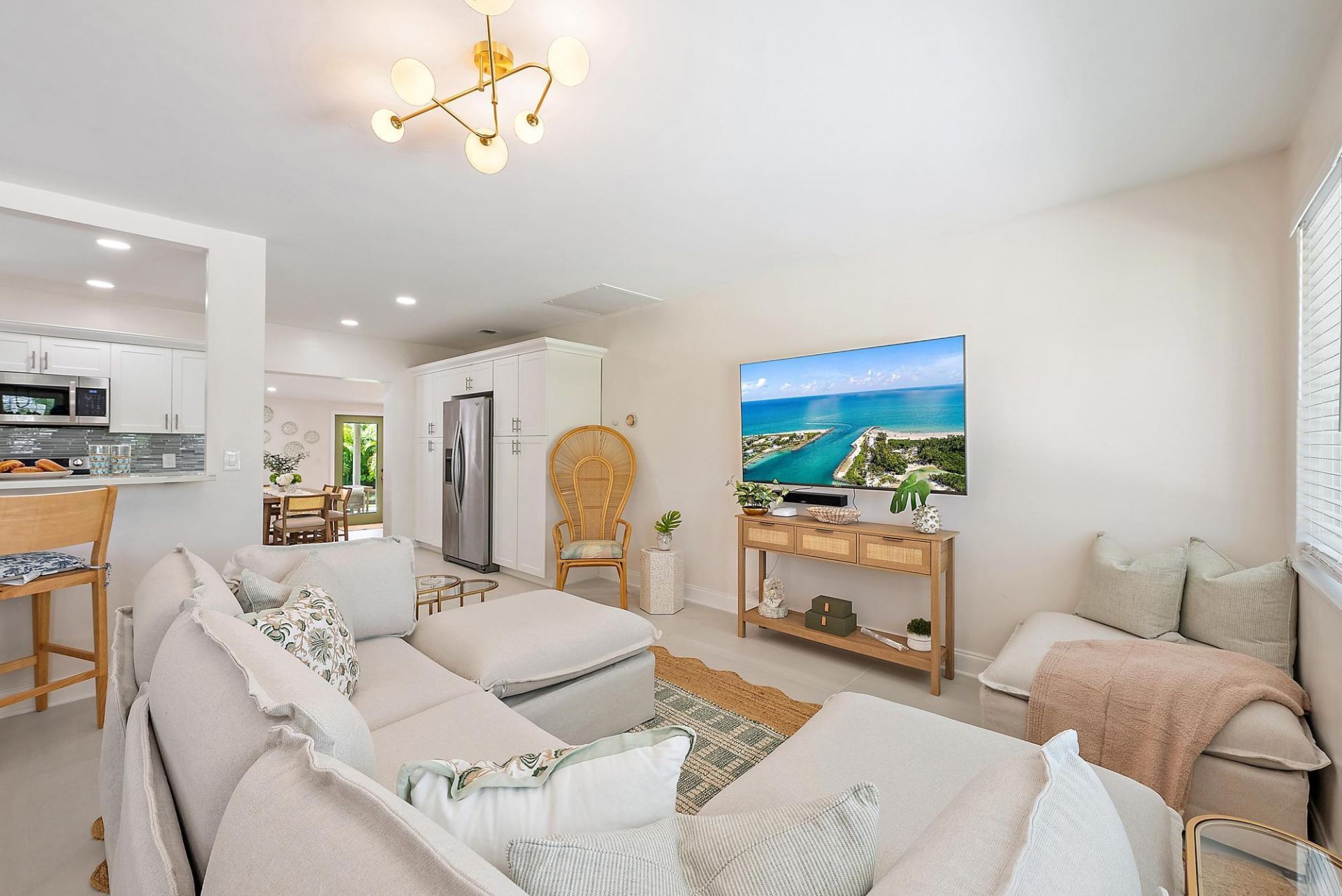 330 Macy Street, West Palm Beach, FL 33405 Photo