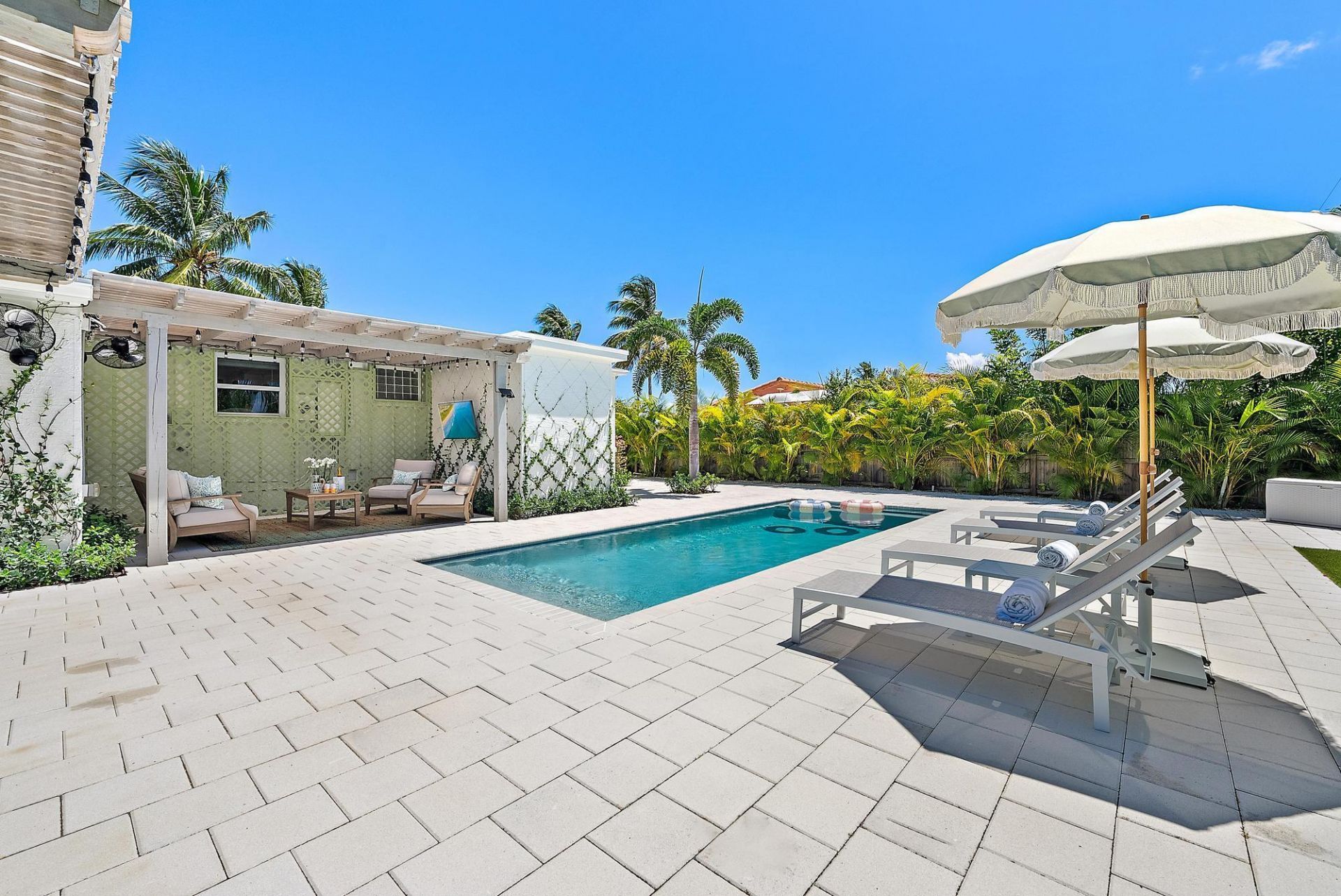 330 Macy Street, West Palm Beach, FL 33405 Photo