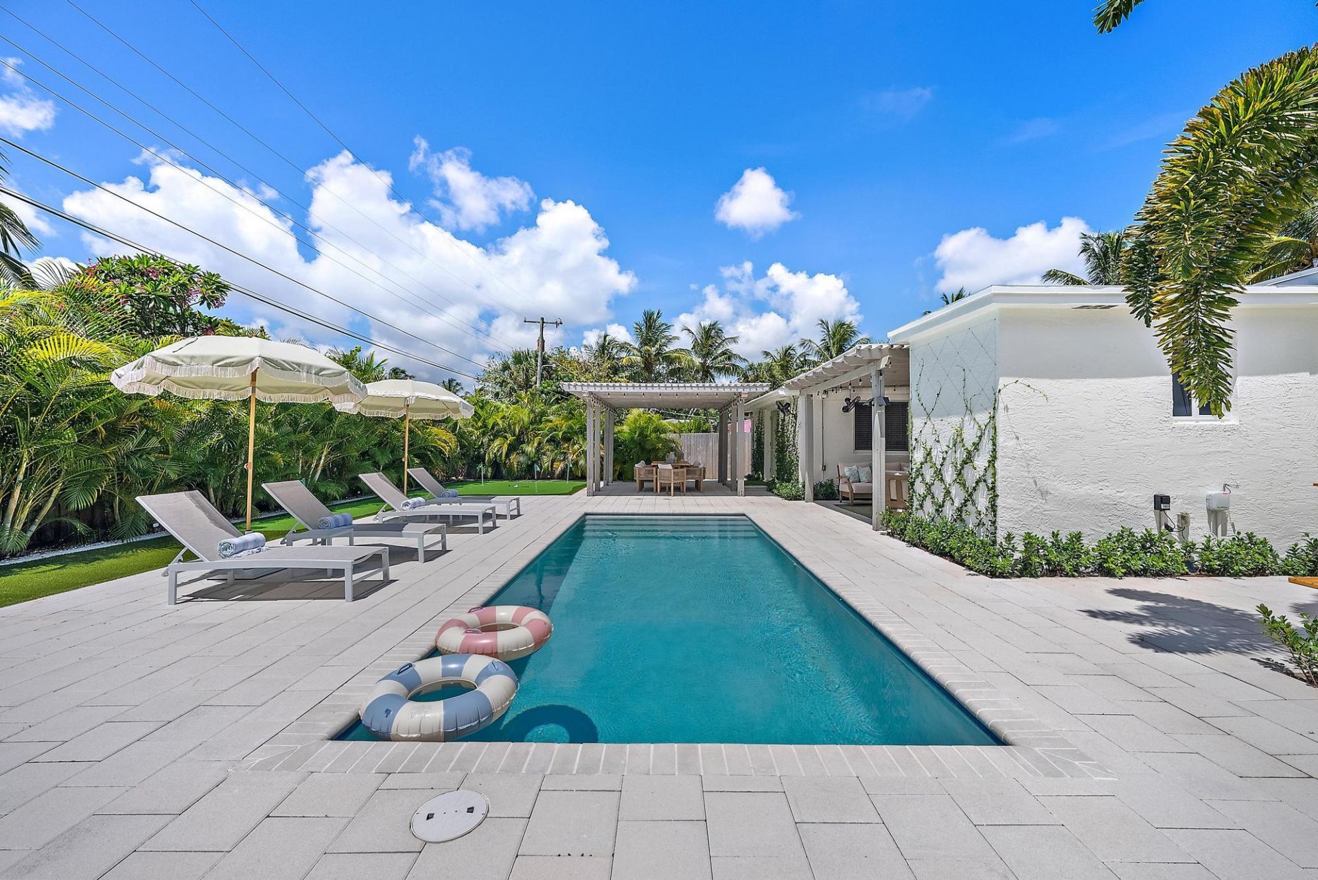 330 Macy Street, West Palm Beach, FL 33405 Photo