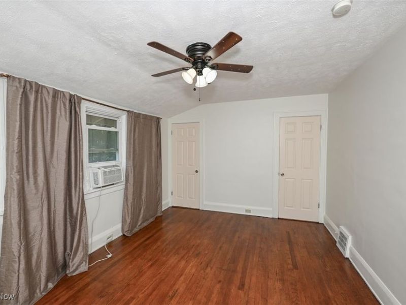 3983 Ardmore Road, Cleveland, OH 44121 Photo 15