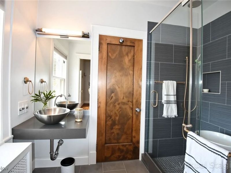 2334 Roxboro Road, Cleveland Heights, OH 44106 Photo 12