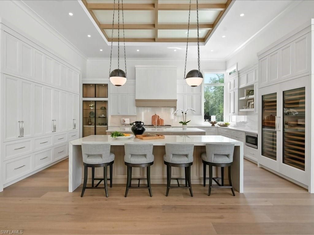 208 Hickory Rd, Naples, FL 34108 Photo