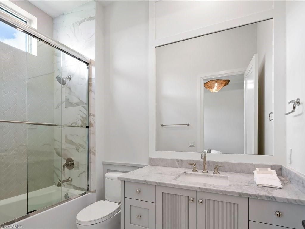 208 Hickory Rd, Naples, FL 34108 Photo