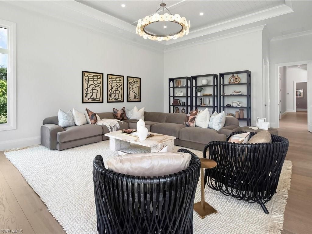 208 Hickory Rd, Naples, FL 34108 Photo