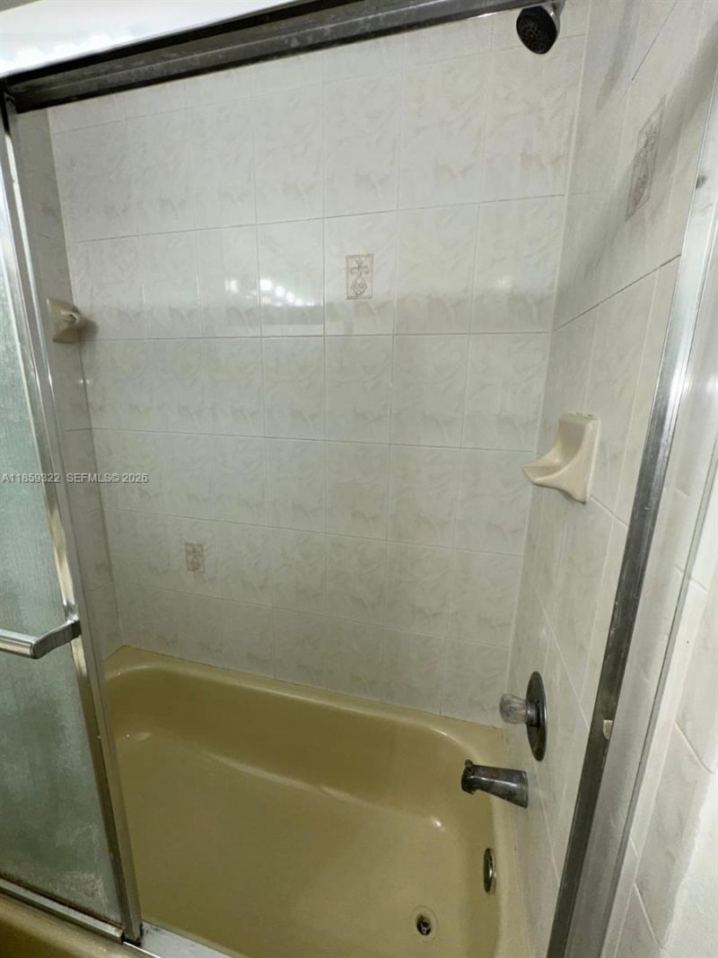 17415 NW 75th Pl, Unit 103, Hialeah, FL 33015 Photo