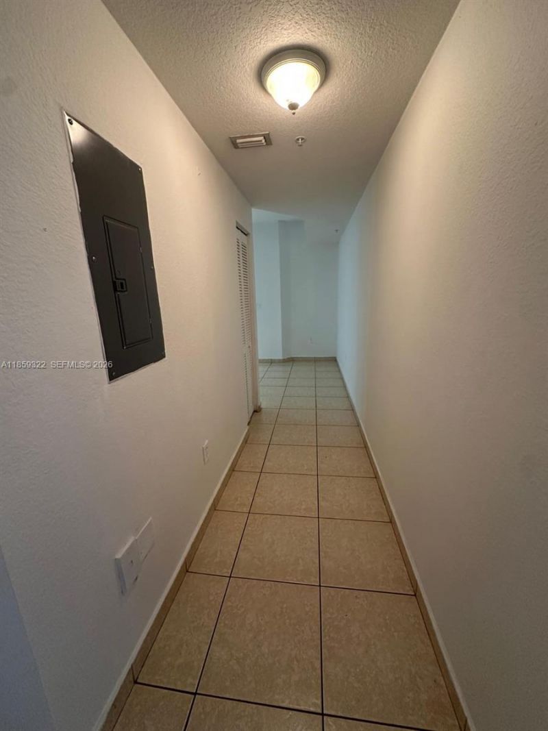 17415 NW 75th Pl, Unit 103, Hialeah, FL 33015 Photo