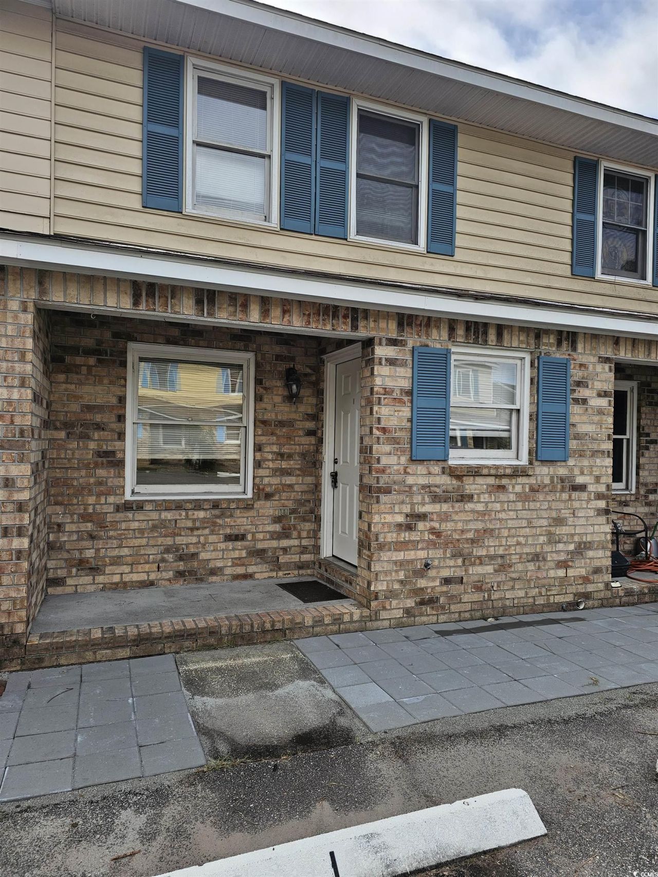 601 37th Ave. N Photo 1