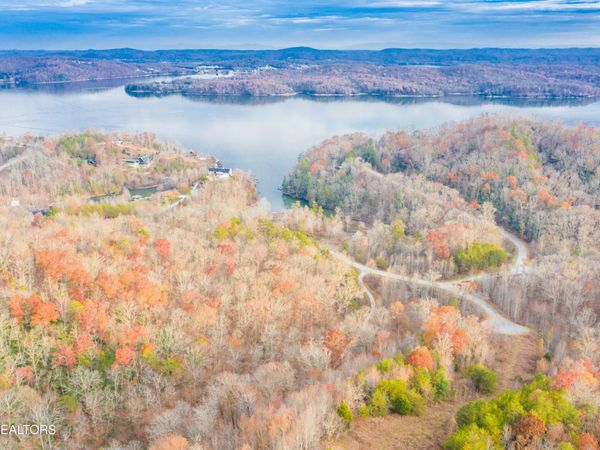 Bluegreen Way, Rockwood, TN 37854