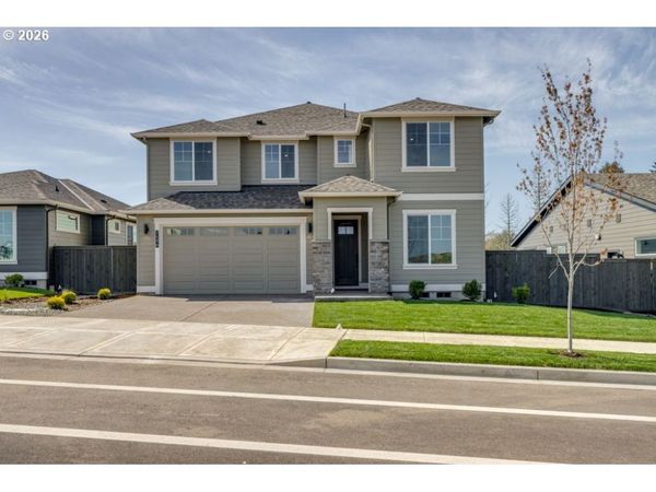 7596 SE Vermont ST, Hillsboro, OR 97123