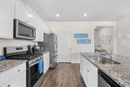 2660 Pegasus Place photo 4