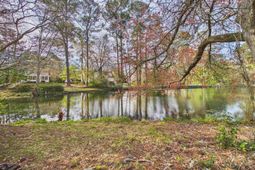 3611 Boundbrook Lane photo 4