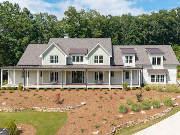 1013 Crossroad Trail, Milton, GA 30004