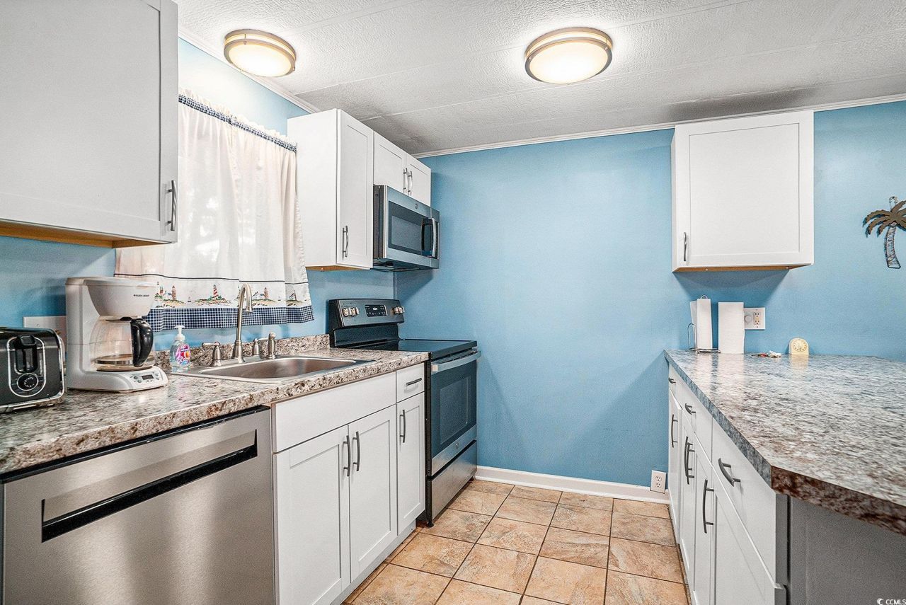 2145 Lark Dr. Photo 10