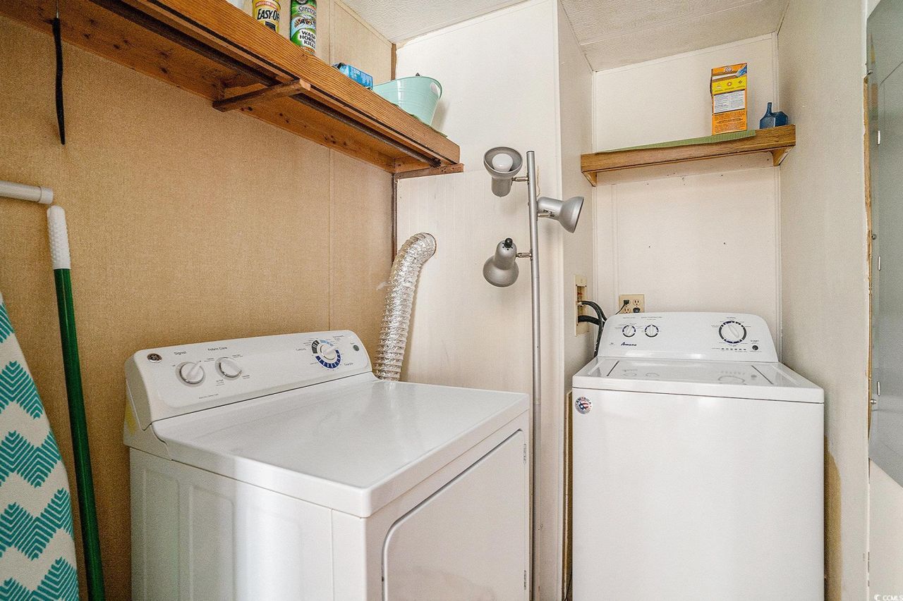 2145 Lark Dr. Photo 26