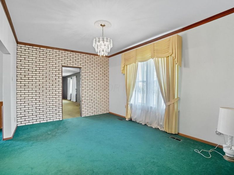 187 Mound Street, London, OH 43140 Photo 3