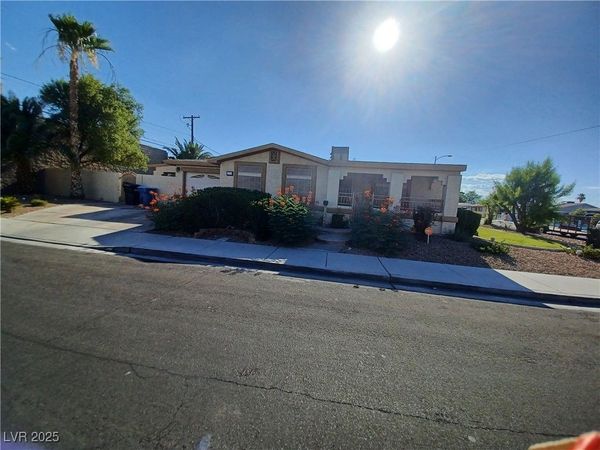 1101 Leonard Avenue, Las Vegas, NV 89106