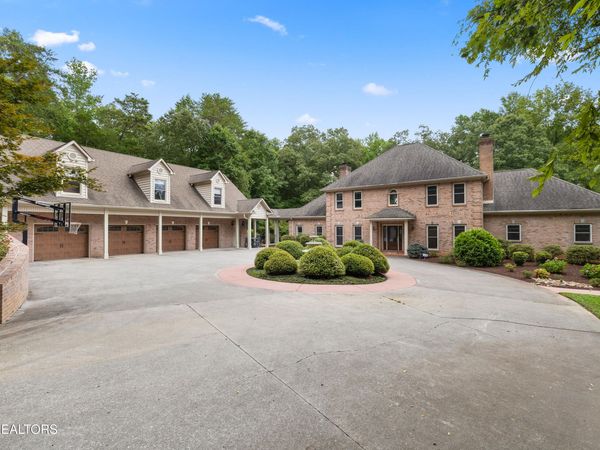12306 Yarnell Rd, Knoxville, TN 37932
