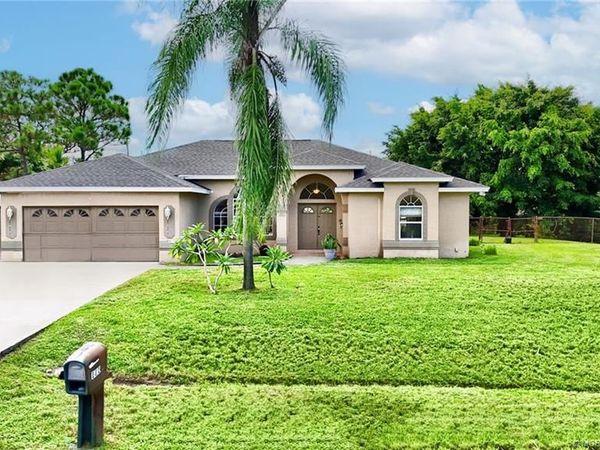 111 SW North Danville Circle, Port St Lucie, FL 34953