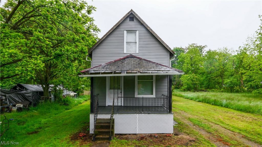 11344 Walnut Avenue Ne, Alliance, OH 44601 Main Photo