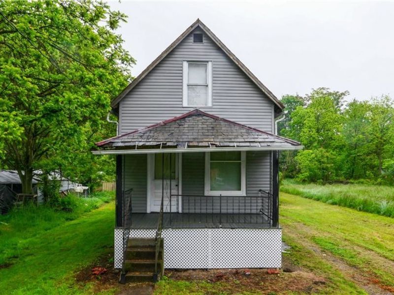 11344 Walnut Avenue NE, Alliance, OH 44601 Photo 1